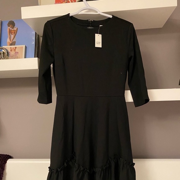 Conservative Black Dress Gap - Picture 1 of 4